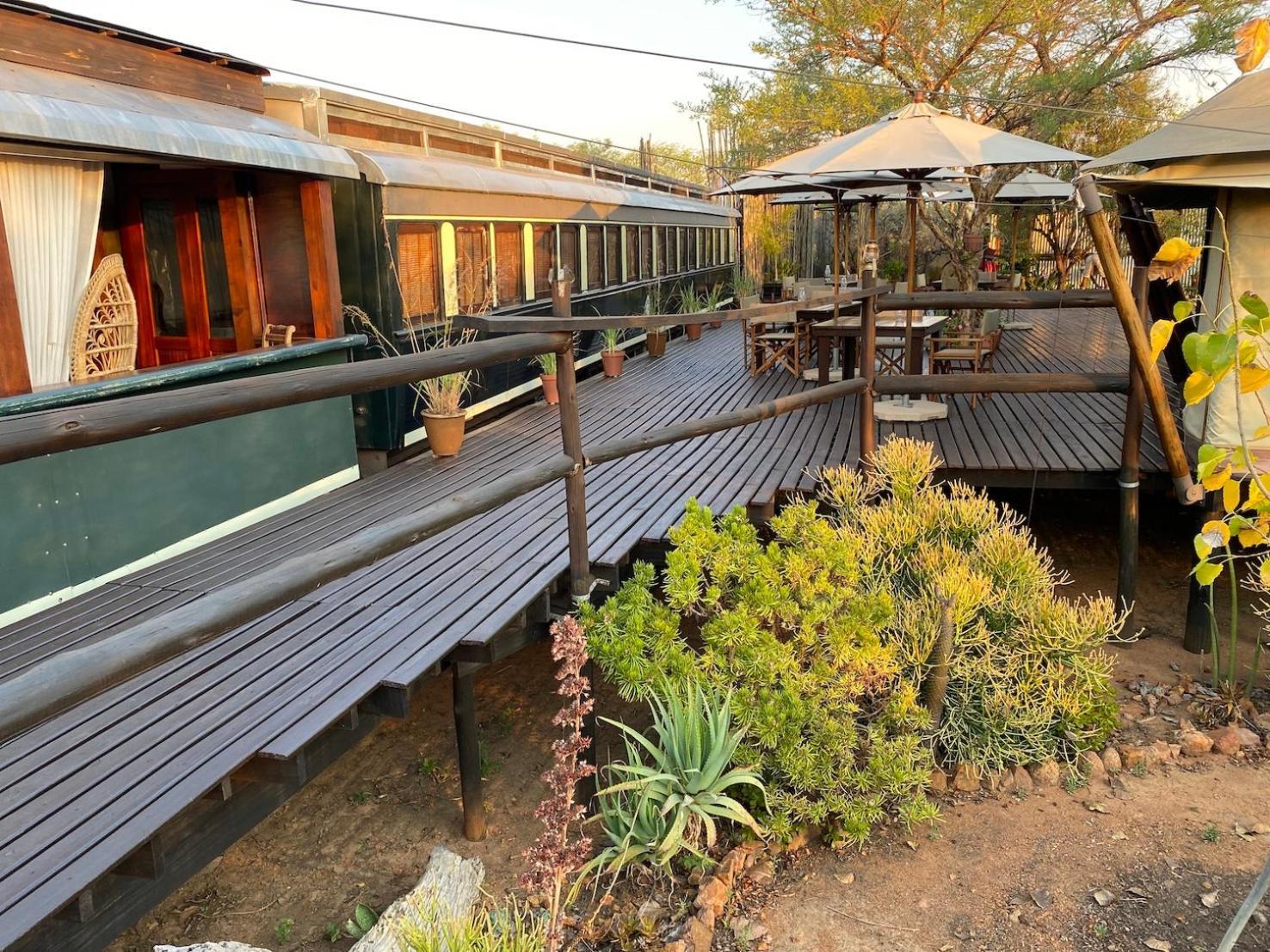 Out In Africa Wildlife Lodge Hammanskraal Eksteriør billede