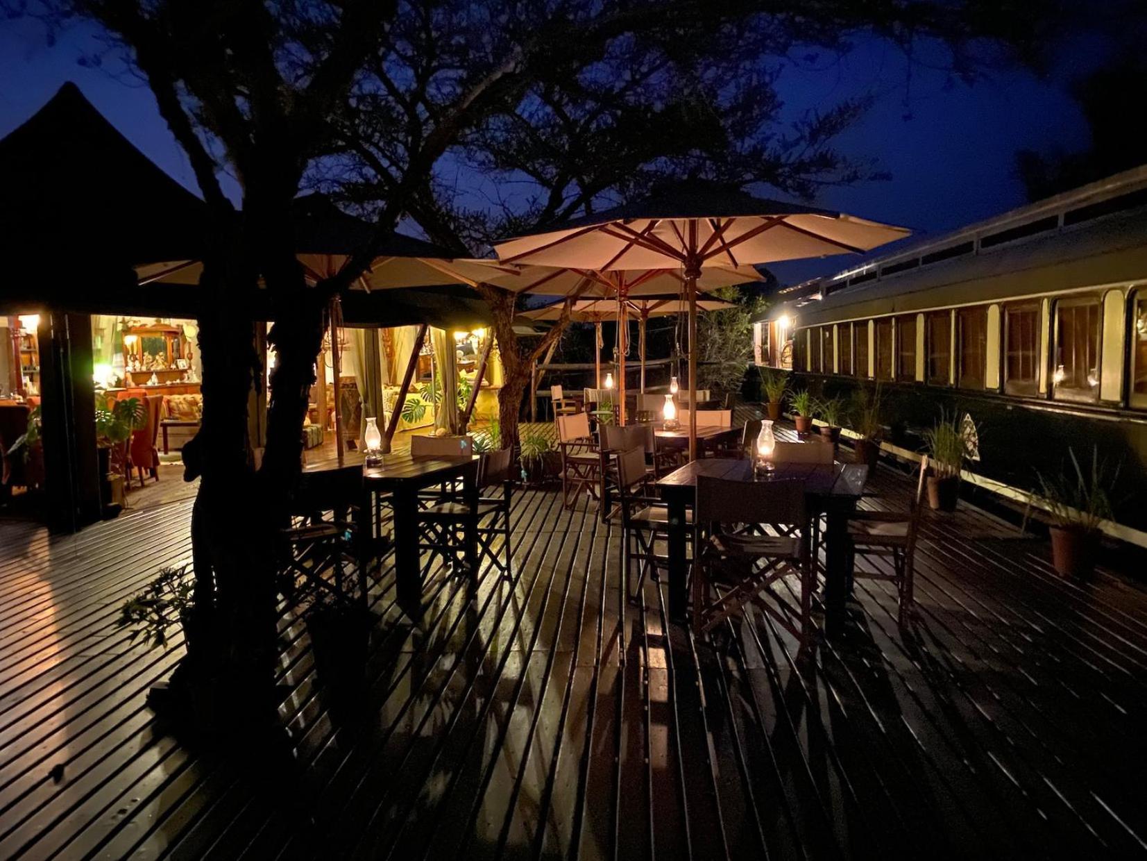 Out In Africa Wildlife Lodge Hammanskraal Eksteriør billede